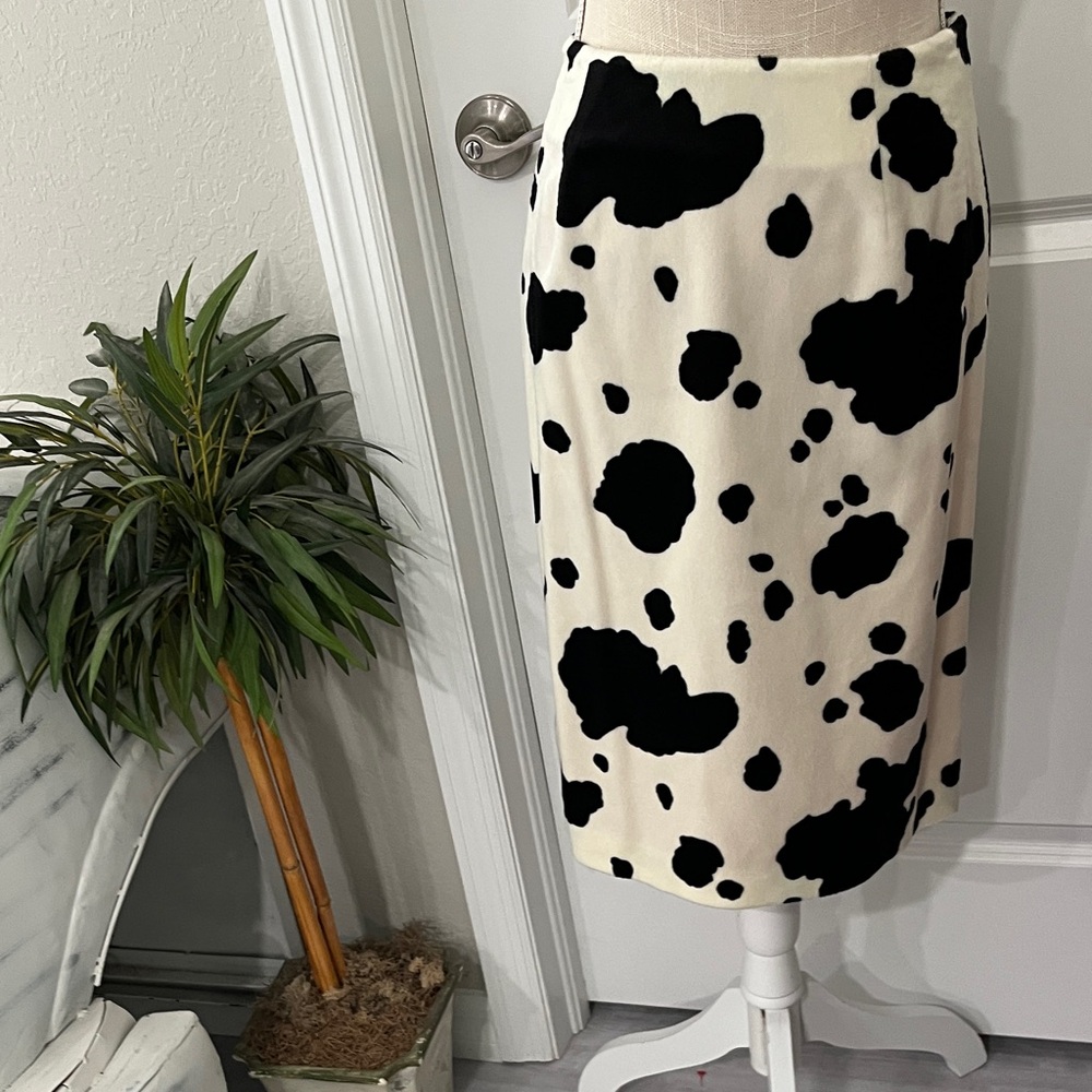 Sandra King Moda Pony Fuzzy Skirt SZ 8 NWT